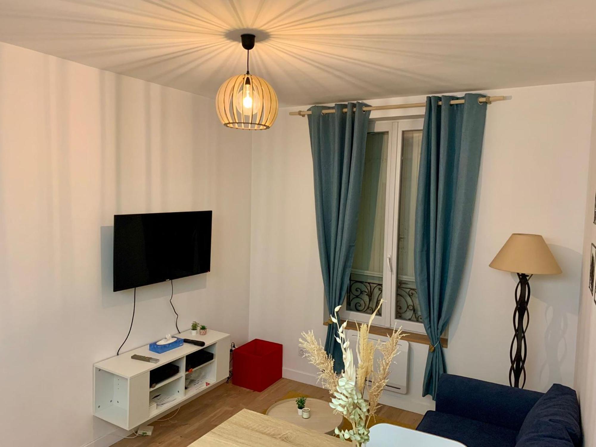 Appartamento Agreable 2 Pieces A Pantin Esterno foto